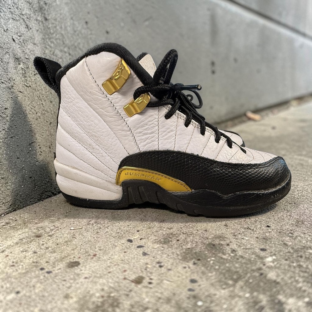 Jordan 12 Retro Royalty Taxi White Black Gold Kids 3.5Y 153265-170 Basketball